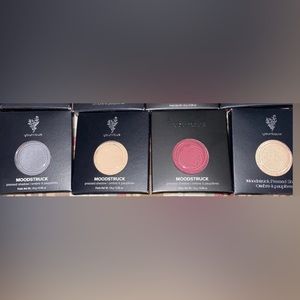 Younique eyeshadow quad palette irrational, laid back, breakable and optimistic